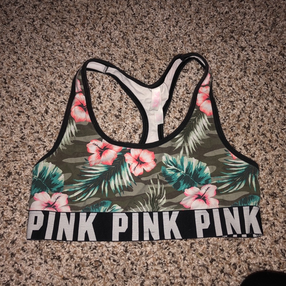 sports bra